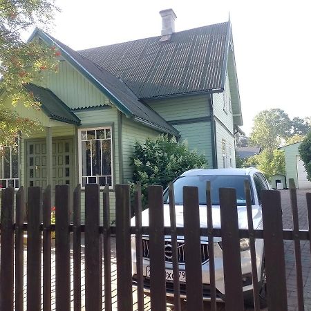 House, Garden & Sauna. Free Parking. Train Stop-200 M. Sea-1 Km. Jūrkalne المظهر الخارجي الصورة