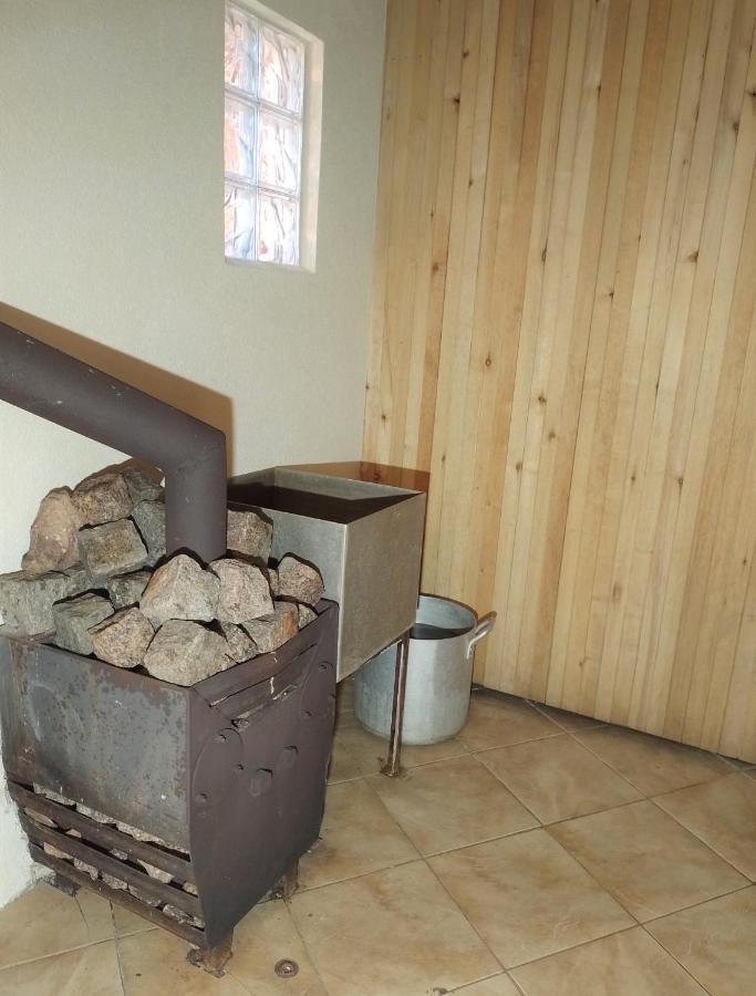 House, Garden & Sauna. Free Parking. Train Stop-200 M. Sea-1 Km. Jūrkalne المظهر الخارجي الصورة